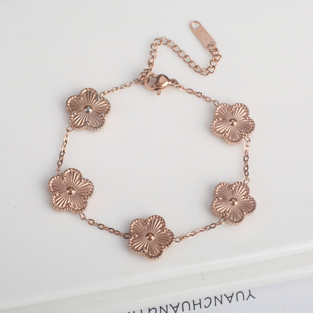 Stainless Steel Clover